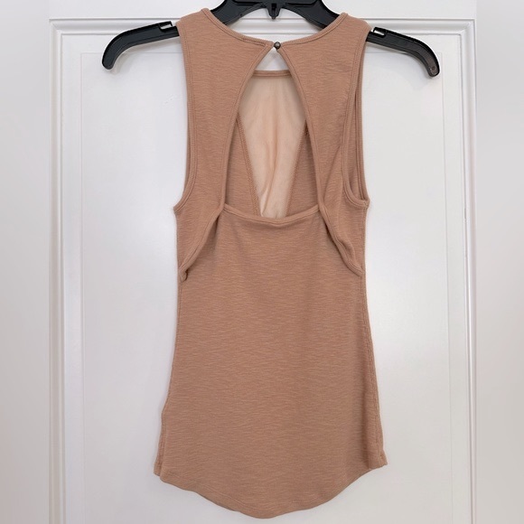 Free people tank with mesh front Dusty rose - Picture 2 of 4